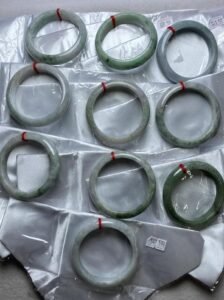 Read more about the article A貨緬甸翡翠手鐲，B241~B250
