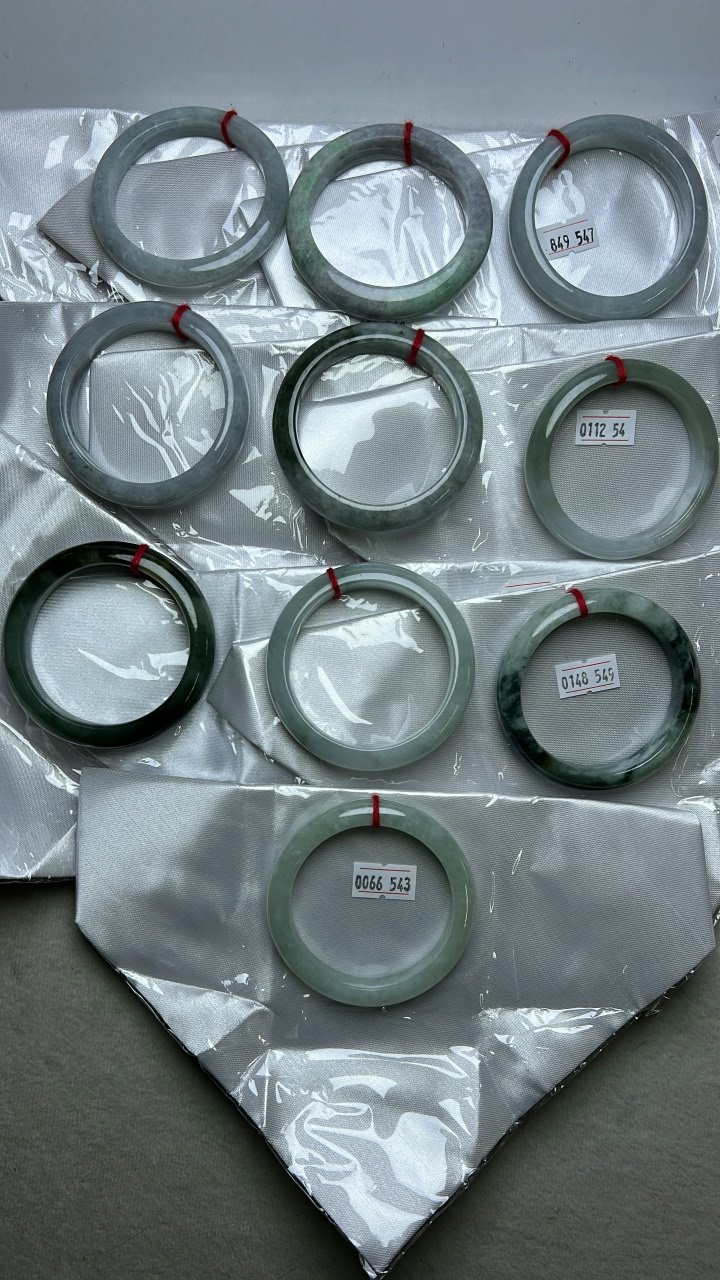 A貨緬甸翡翠手鐲，B461~B470